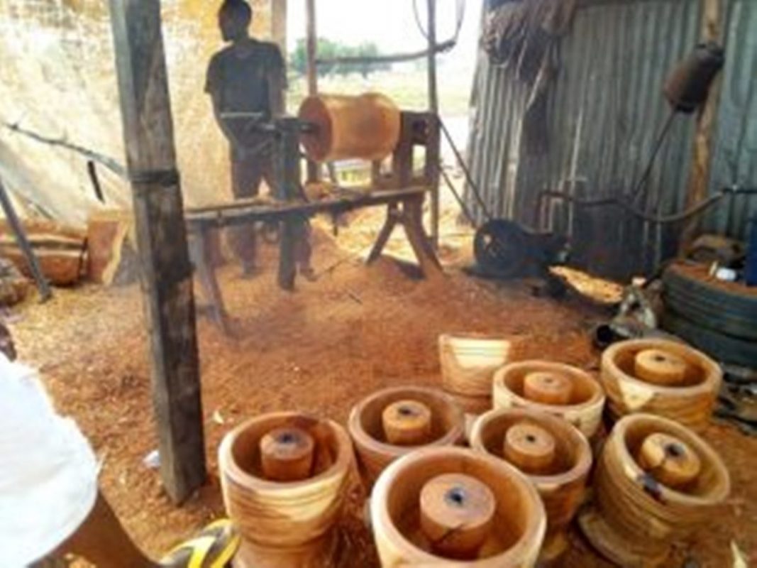 Production of wooden mortars | Lanre News